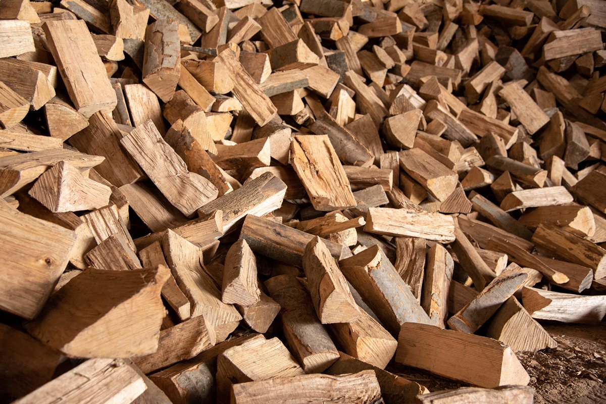 livraison de bois de chauffage, bûches compressées et granulés dans le Bas-Rhin